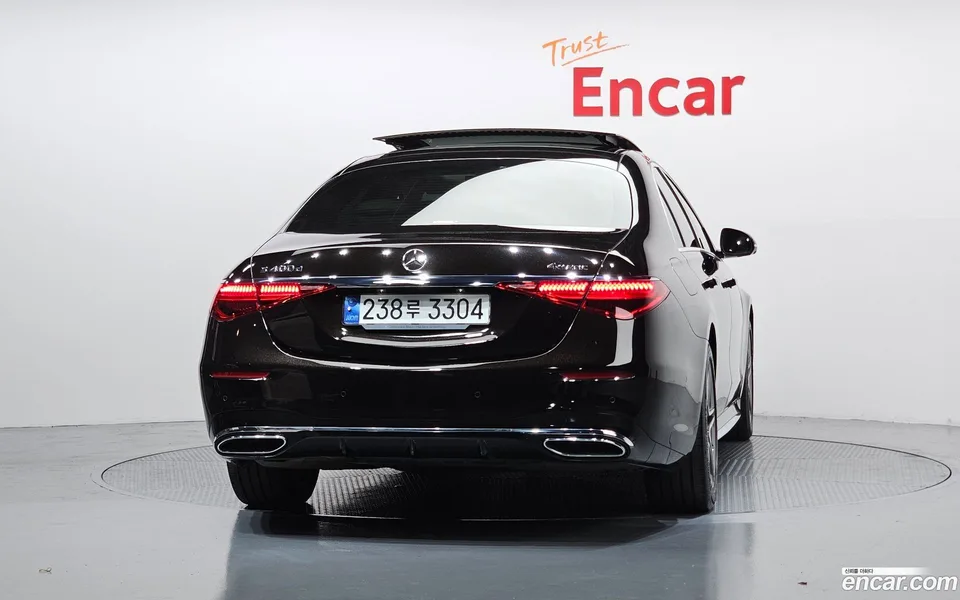 Mercedes-Benz S-Class S400 d 4MATIC 2023 — thumbnail 4