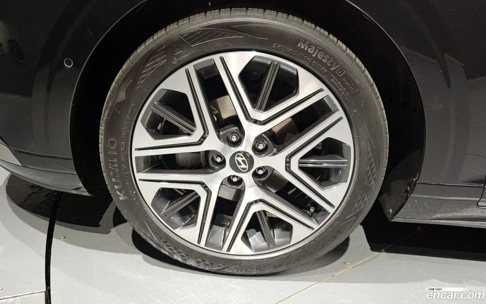 Hyundai Grandeur Hybrid 2023 — thumbnail 5