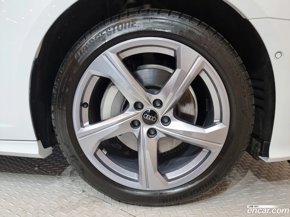 Audi A6 45 TFSI 2025 — миниатюра 2