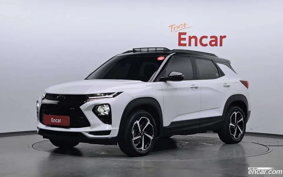 Chevrolet Trailblazer 1.3 4WD 2022 — photo 1, buy with delivery to Moscow
