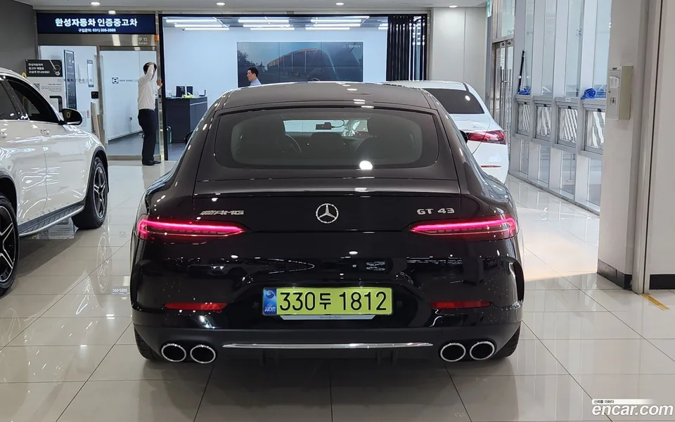 Mercedes-Benz AMG GT 4 43 4MATIC+ 2025 — thumbnail 4