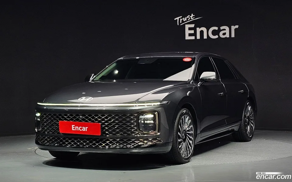 Hyundai Grandeur Hybrid 2023 — photo 1, buy with delivery to Moscow