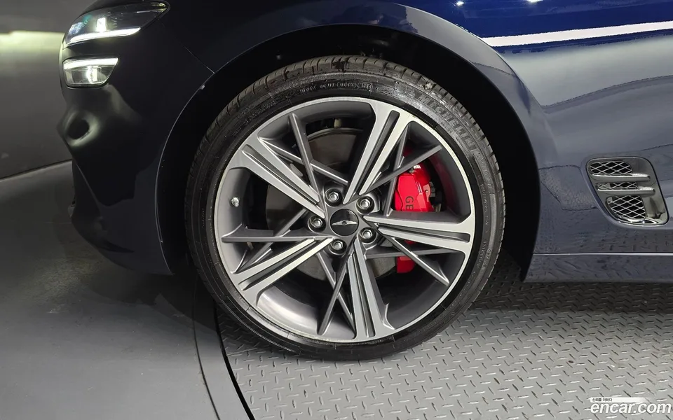 Genesis G70 2.5T 2WD 2024 — thumbnail 5