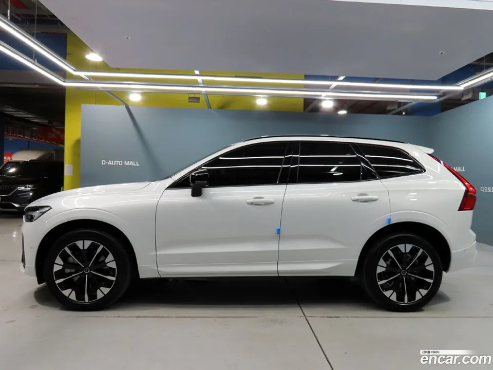 Volvo XC60 B5 2026 — thumbnail 5