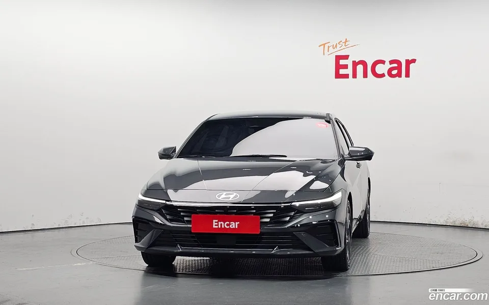 Hyundai Avante CN7 1.6 2025 — thumbnail 3