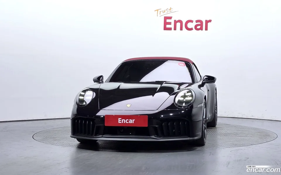 Porsche 911 (992) 4 GTS 2025 — thumbnail 3
