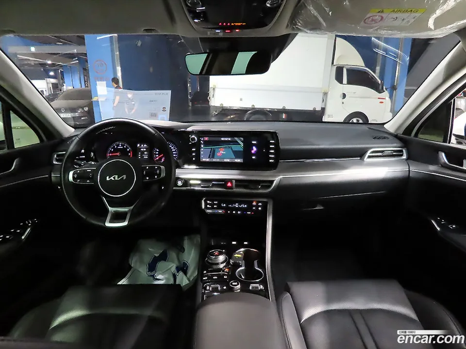 Kia K5 2.0 2022 — thumbnail 2