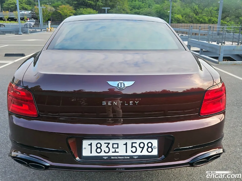 Bentley Flying Spur 4.0 2022 — thumbnail 5