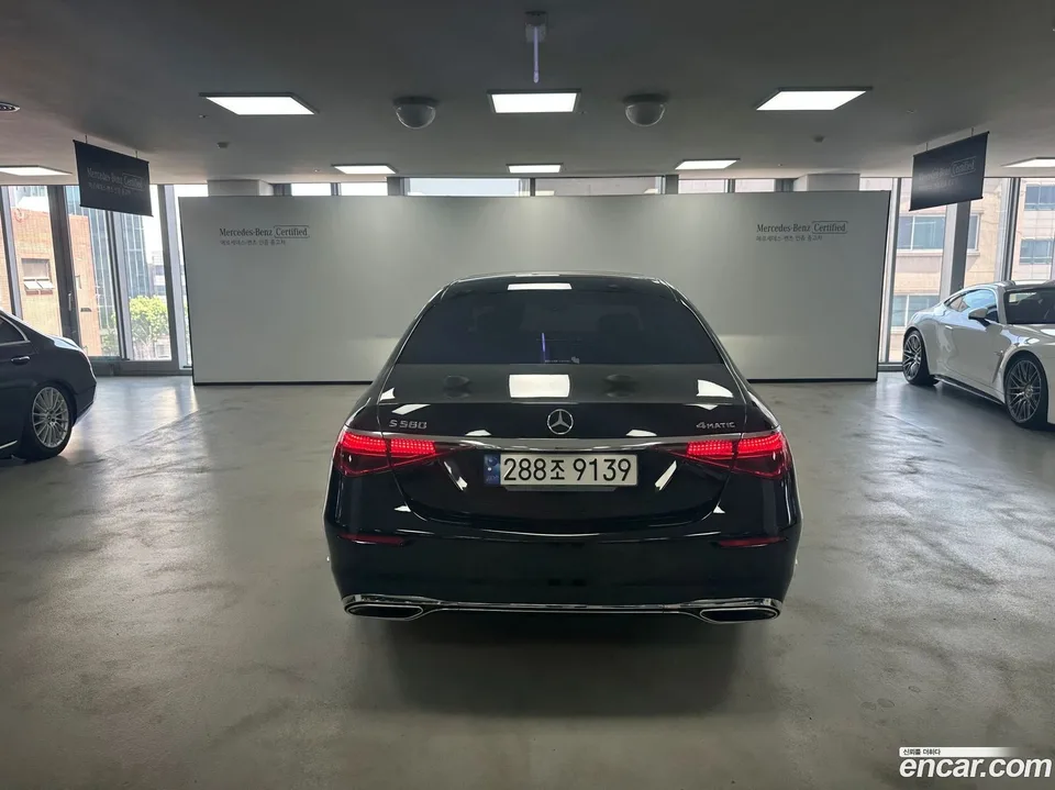 Mercedes-Benz S-Class S580L 4MATIC 2023 — thumbnail 4