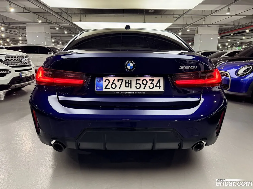 BMW 3 Series 320i M 2025 — thumbnail 4