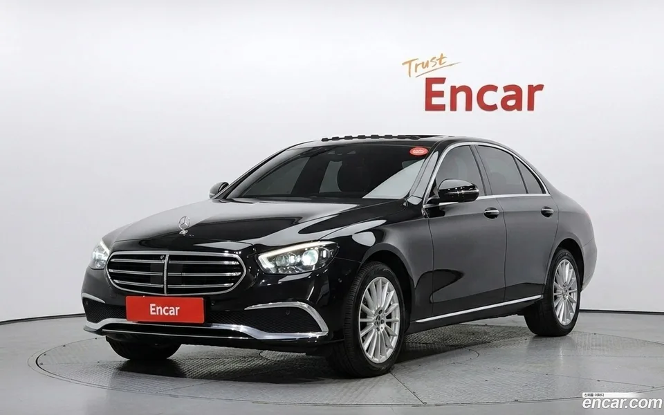 Mercedes-Benz E-Class E220d 4MATIC 2023 — фото 1, купить с доставкой в Москву