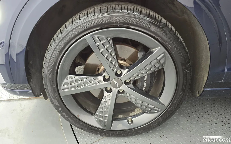 Genesis GV70 2.2 AWD 2022 — thumbnail 5