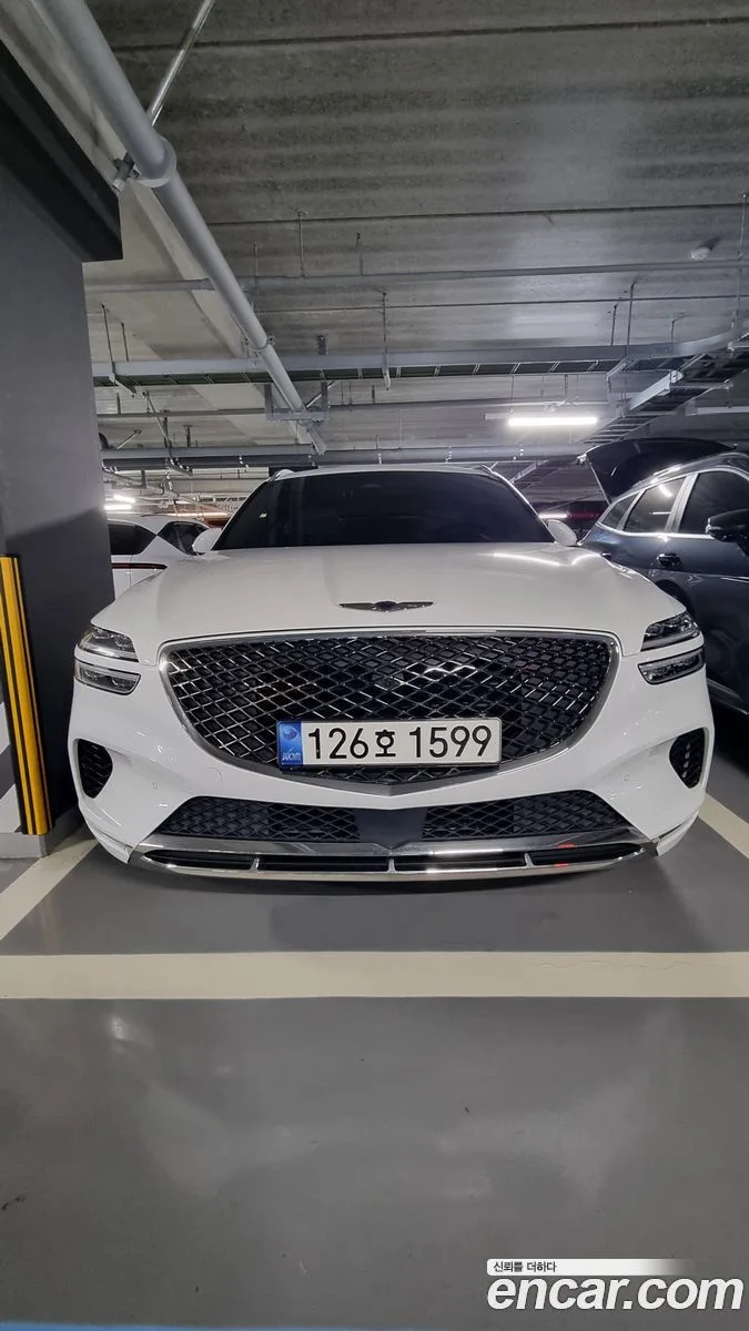 Genesis GV70 2.5T AWD 2022 — фото 1, купить с доставкой в Москву