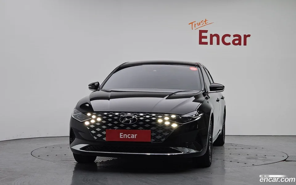 Hyundai Grandeur IG 3.0 LPi () 2022 — thumbnail 3