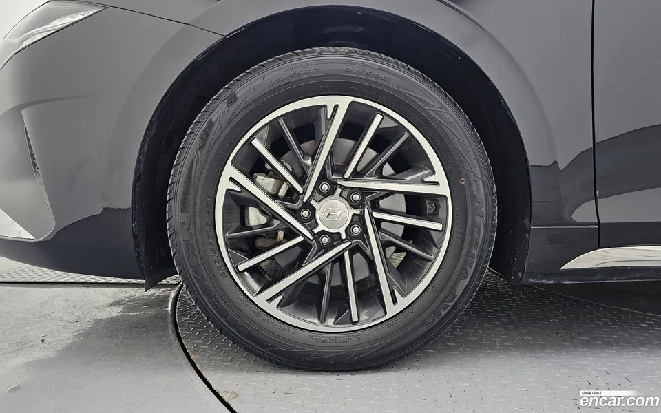 Hyundai Grandeur IG 3.0 LPi () 2022 — thumbnail 5