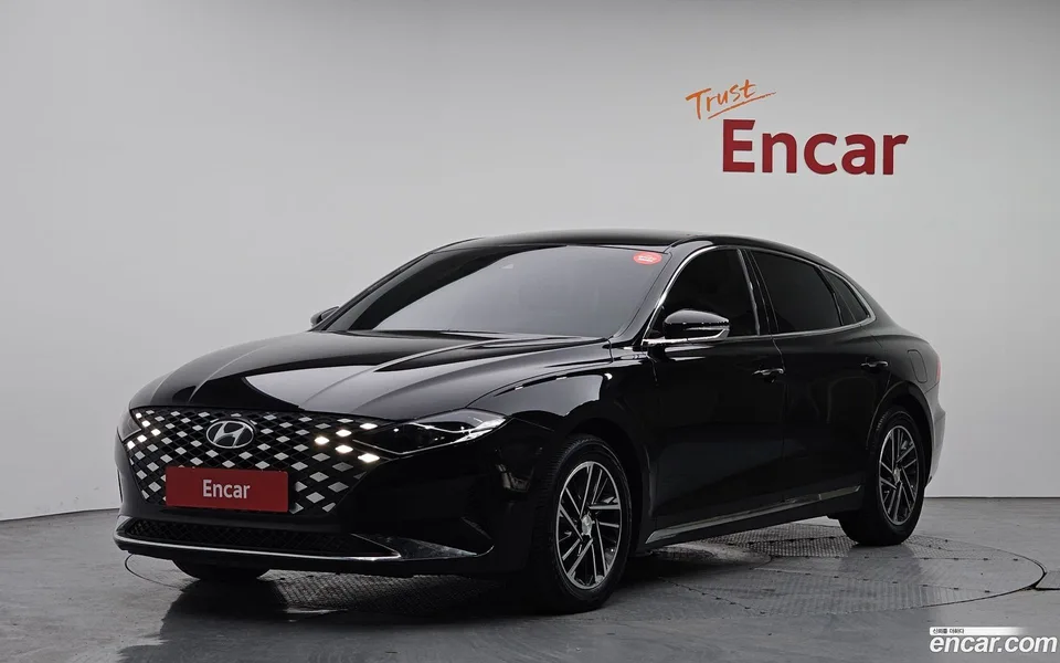 Hyundai Grandeur IG 3.0 LPi () 2022 — photo 1, buy with delivery to Moscow
