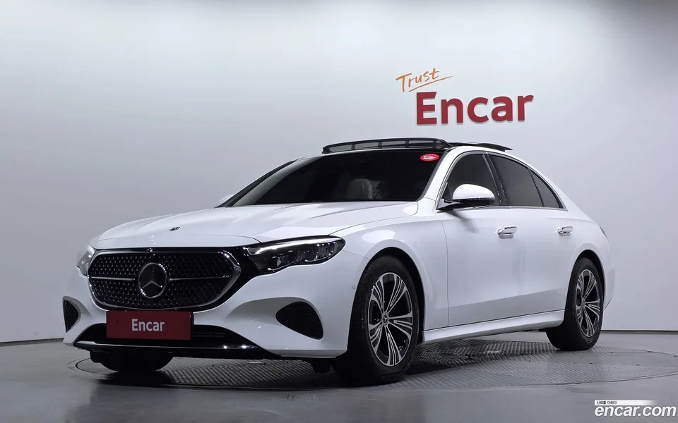 Mercedes-Benz E-Class E200 2024 — photo 1, buy with delivery to Moscow