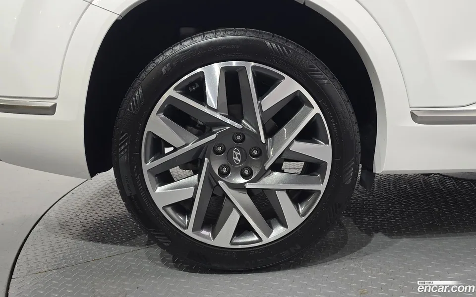 Hyundai SantaFe 2.5T 2WD 2023 — thumbnail 5