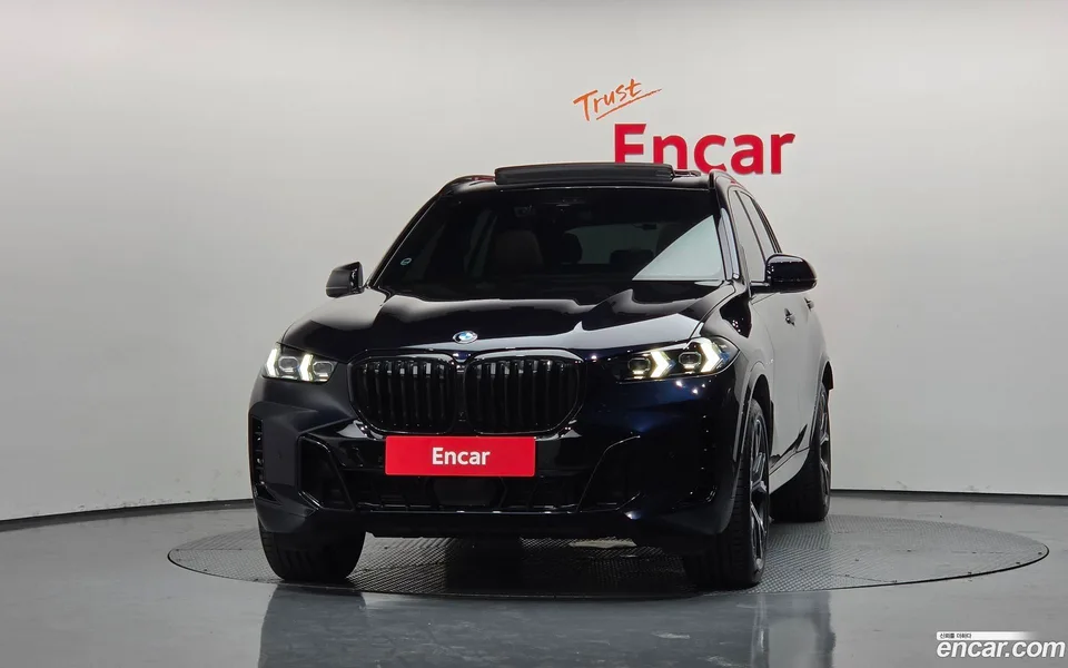 BMW X5 xDrive 40i M 2025 — thumbnail 3