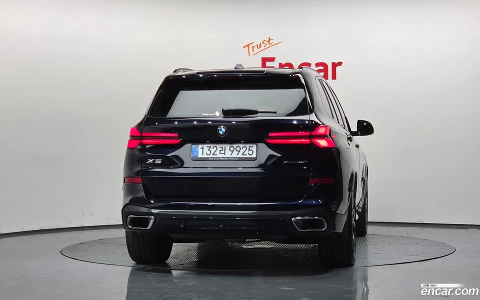 BMW X5 xDrive 40i M 2025 — thumbnail 4