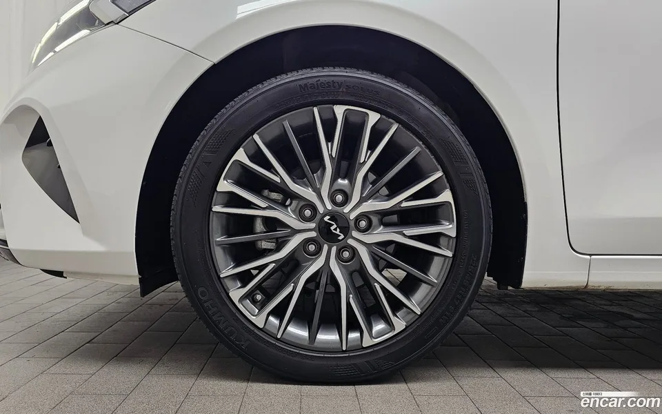 Kia K3 1.6 2024 — thumbnail 2