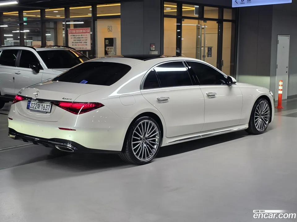 Mercedes-Benz S-Class S500L 4MATIC 2023 — thumbnail 2