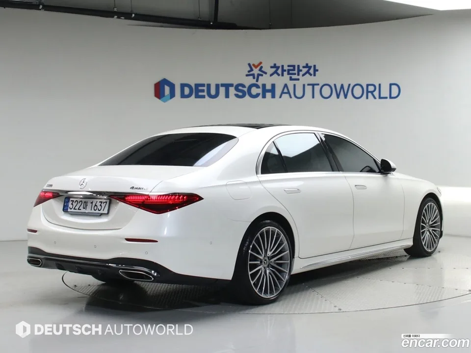 Mercedes-Benz S-Class S500L 4MATIC 2023 — thumbnail 3