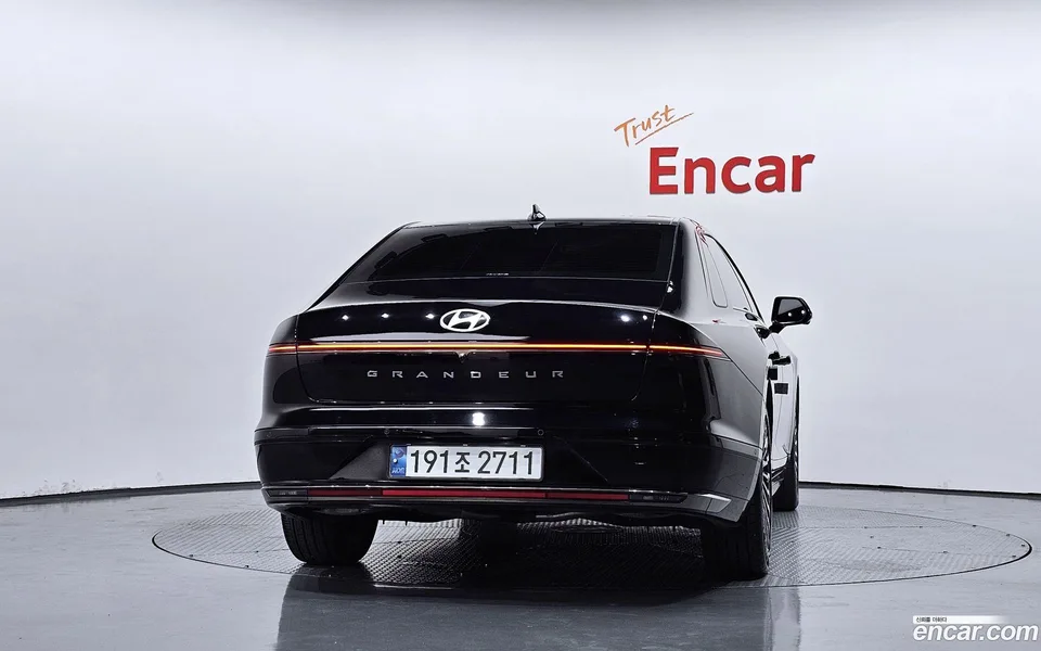 Hyundai Grandeur Hybrid 2024 — миниатюра 4