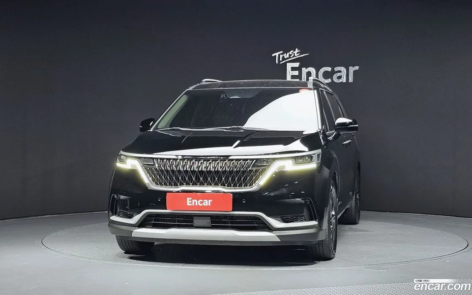 Kia Carnival 9 2022 — thumbnail 3