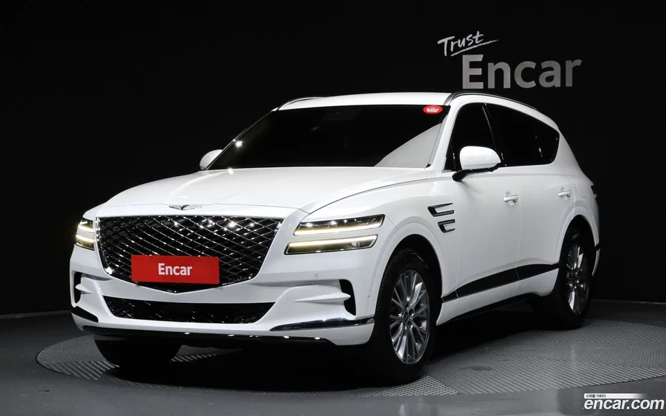 Genesis GV80 2.5T AWD 2022 — photo 1, buy with delivery to Moscow