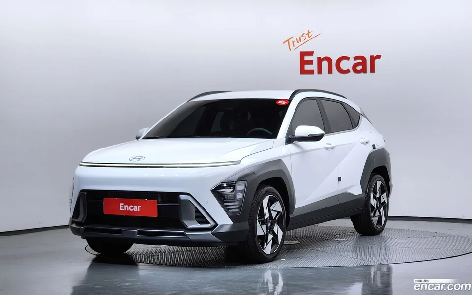 Hyundai Kona 1.6 2WD 2025 — photo 1, buy with delivery to Moscow