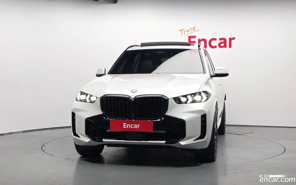 BMW X5 xDrive 50e M 2025 — thumbnail 3