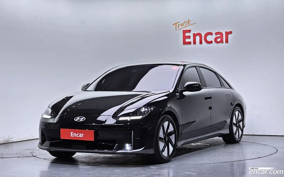 Hyundai Ioniq 6 2023 — photo 1, buy with delivery to Moscow