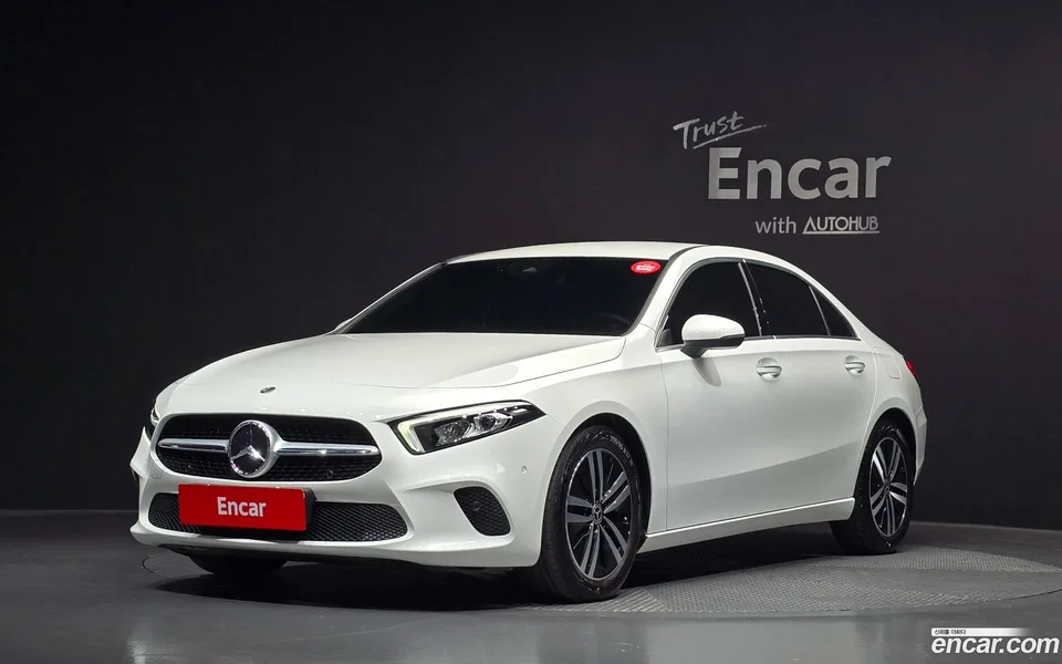 Mercedes-Benz A-Class A220 2022 — photo 1, buy with delivery to Moscow