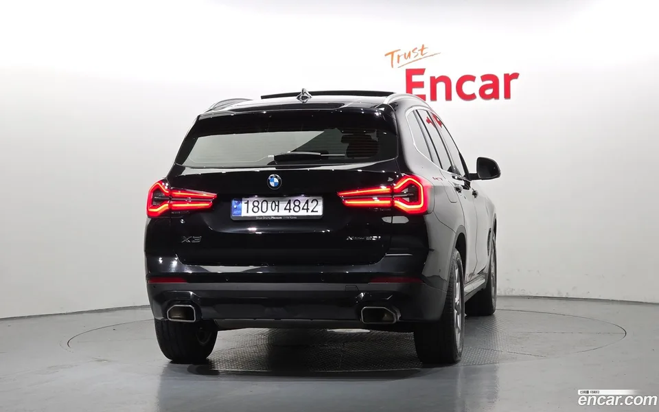 BMW X3 xDrive 20i 2024 — thumbnail 4