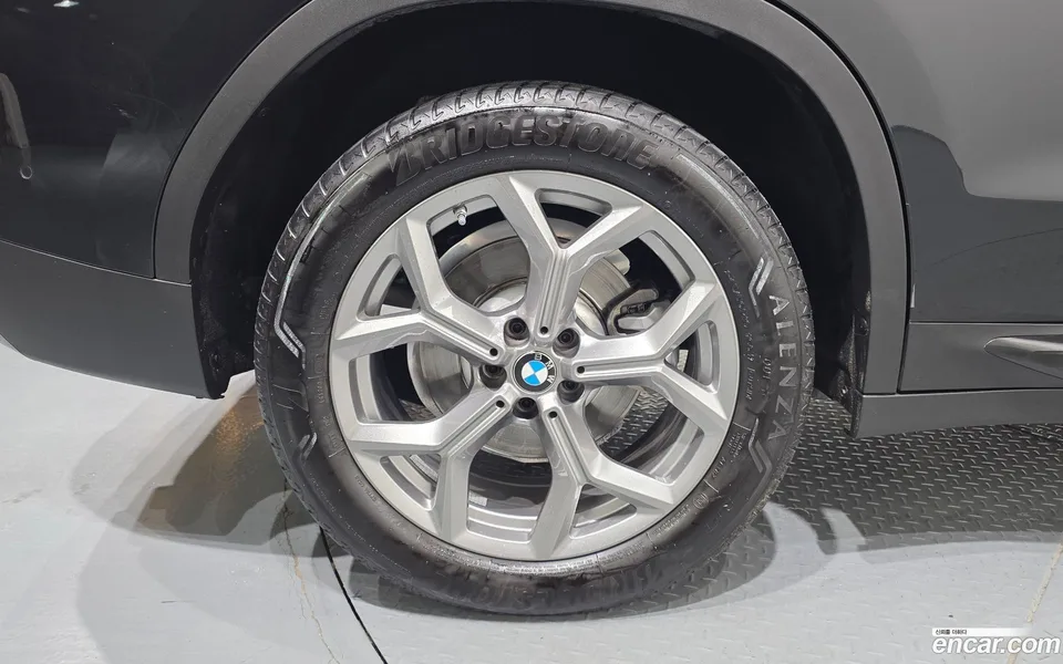 BMW X3 xDrive 20i 2024 — thumbnail 5