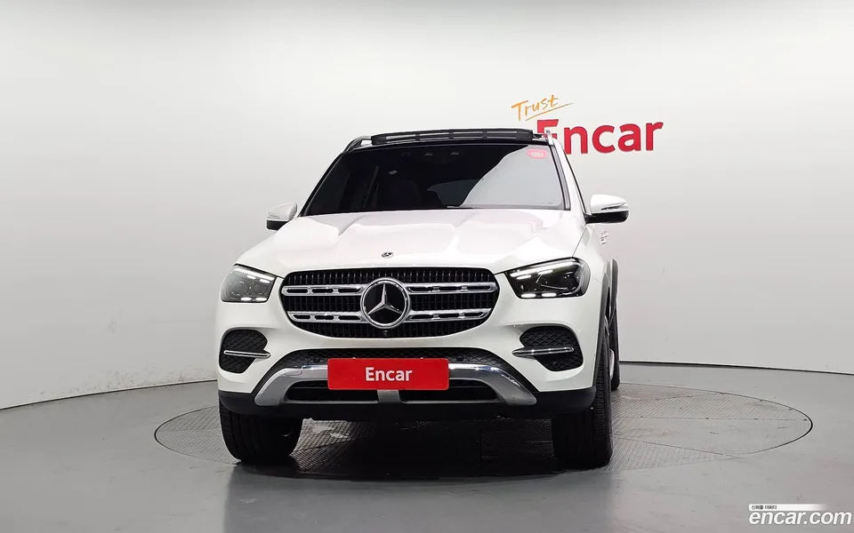 Mercedes-Benz GLE-Class GLE300d 4MATIC 2023 — thumbnail 3