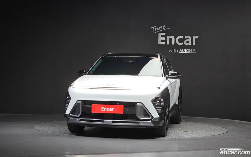 Hyundai Kona Hybrid 2023 — миниатюра 3