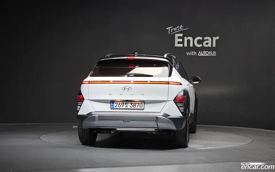 Hyundai Kona Hybrid 2023 — миниатюра 4