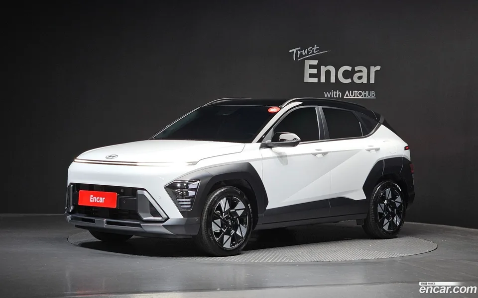 Hyundai Kona Hybrid 2023 — фото 1, купить с доставкой в Москву