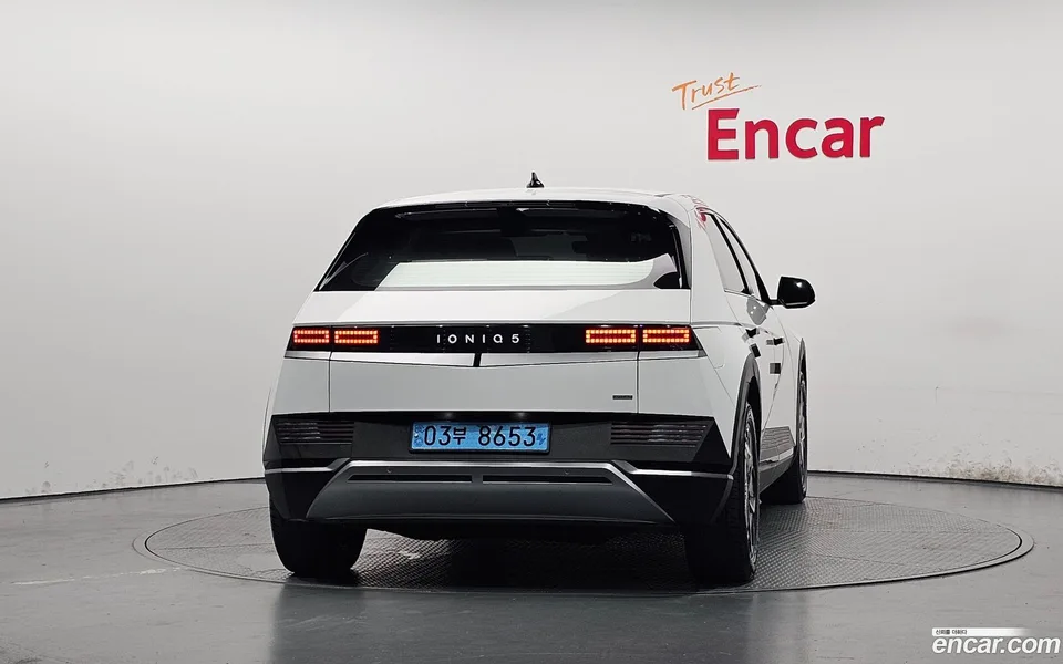 Hyundai Ioniq 5 AWD 2023 — thumbnail 4