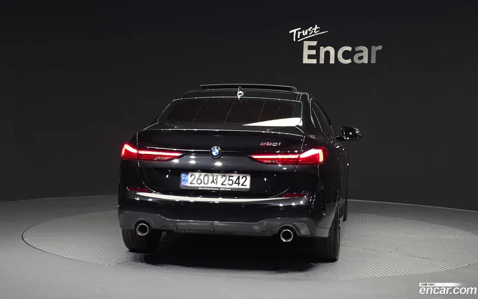 BMW 2 Series Gran Coupe 220i M 2022 — thumbnail 4