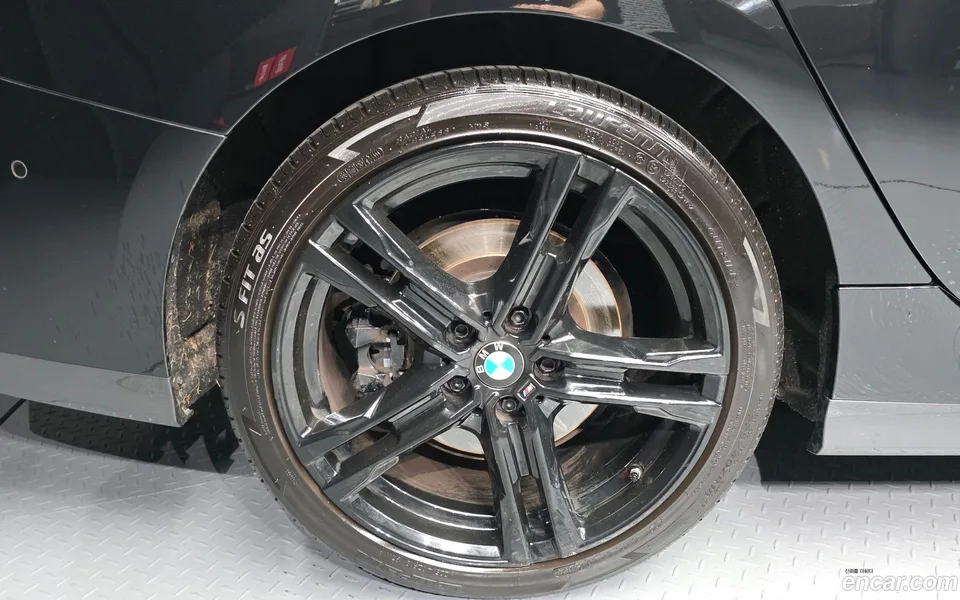 BMW 2 Series Gran Coupe 220i M 2022 — thumbnail 5