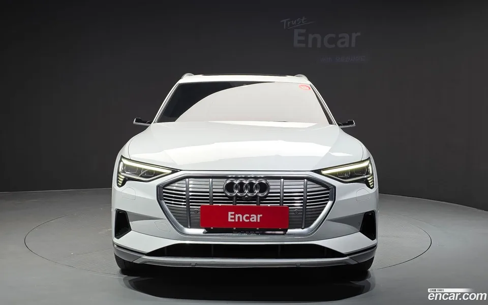 Audi e-tron 50 2022 — thumbnail 3