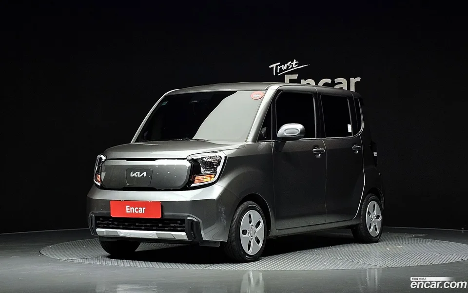 Kia Ray EV 2023 — photo 1, buy with delivery to Moscow