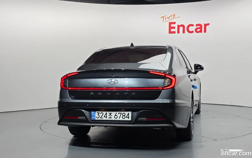 Hyundai Sonata Hybrid 2022 — thumbnail 4