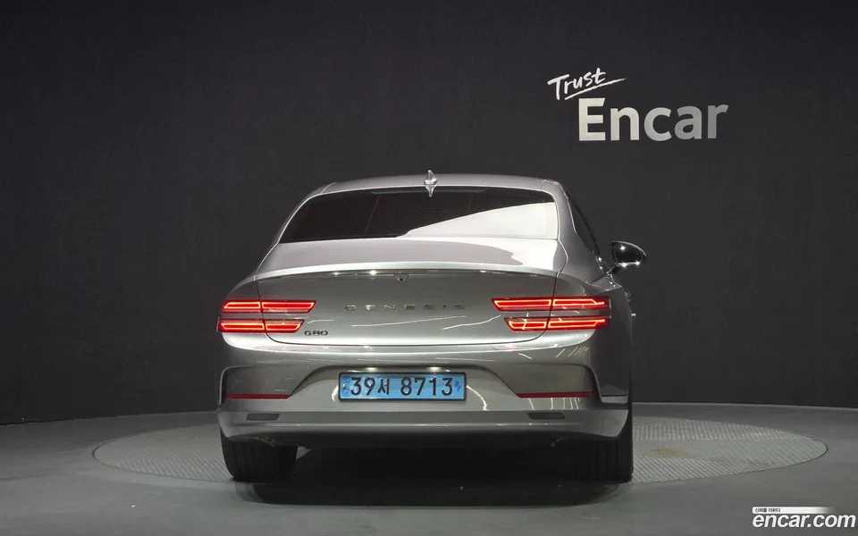 Genesis Electrified G80 e-AWD 2023 — thumbnail 4