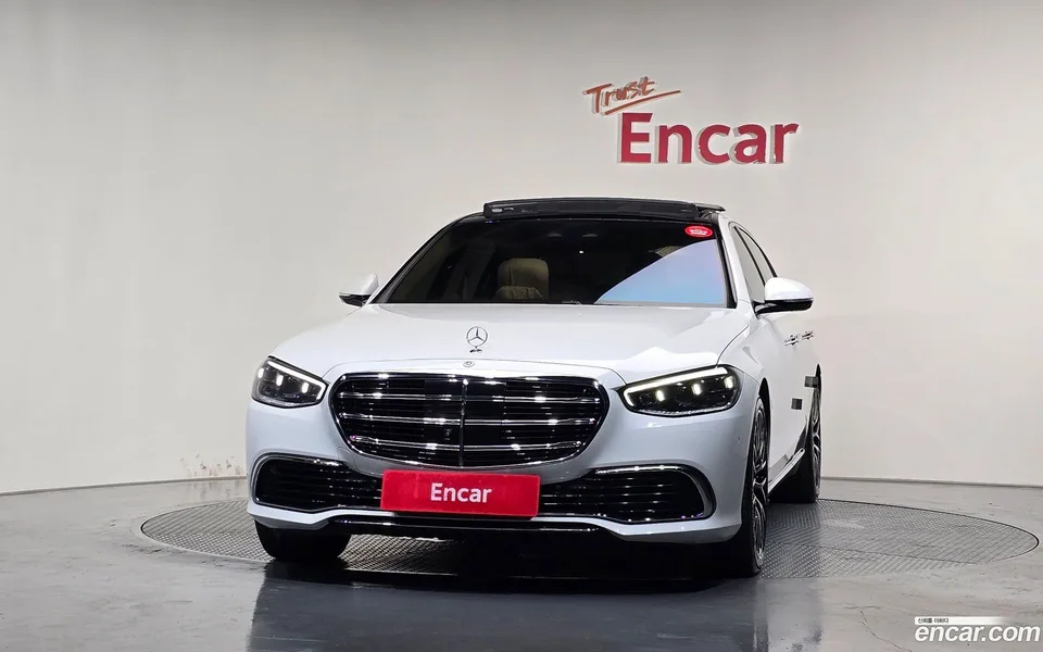 Mercedes-Benz S-Class S580L 4MATIC 2024 — thumbnail 3