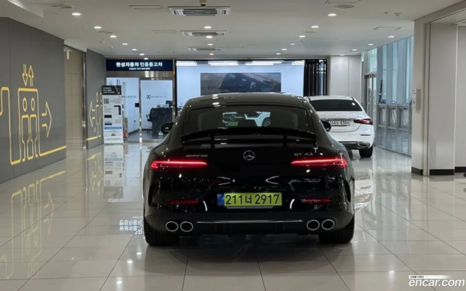Mercedes-Benz AMG GT 4 43 4MATIC+ 2025 — миниатюра 4