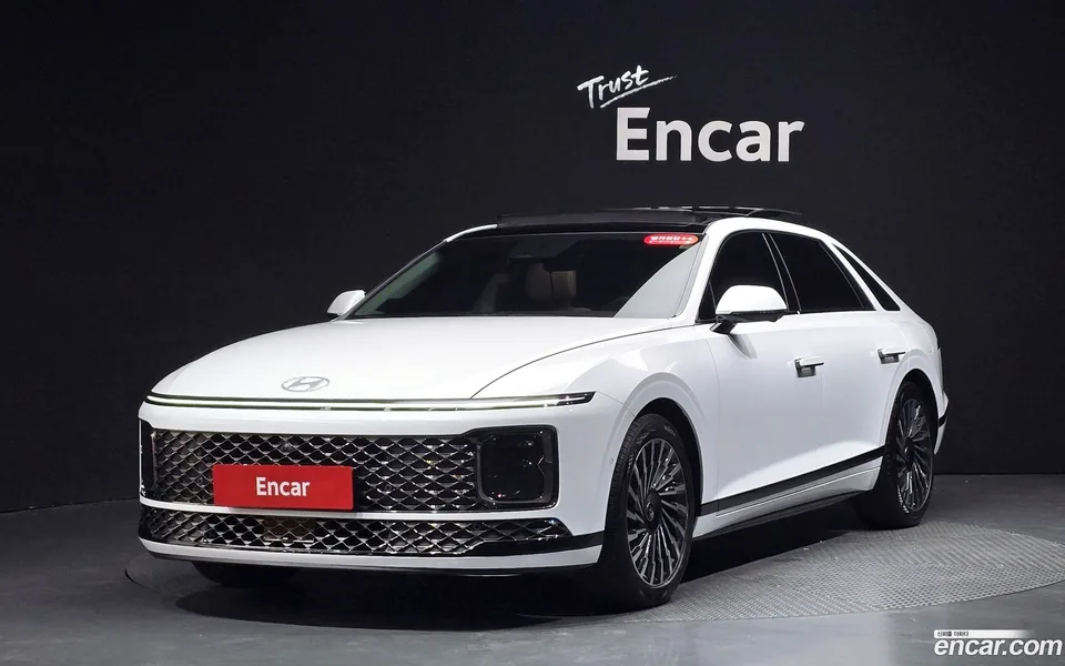 Hyundai Grandeur Hybrid 2025 — photo 1, buy with delivery to Moscow
